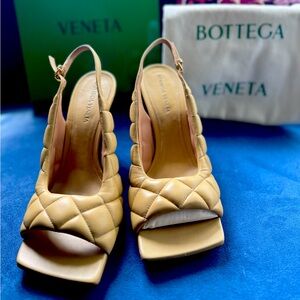 Bottega Veneta Padded Sandal Nappa Matelass SZ 38